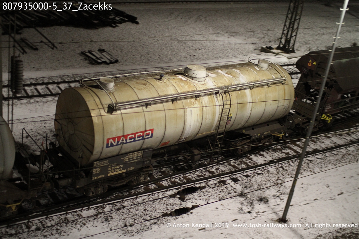 807935000-5_37_Zacekks.JPG